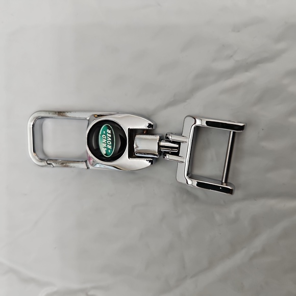 Silver Key Chain Clip W/Swivel Key Chain / Fob Ring - Picture 2 of 8